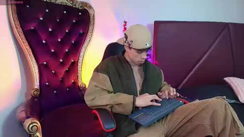 andreew_style_ online show from 03-24-26, 08:25