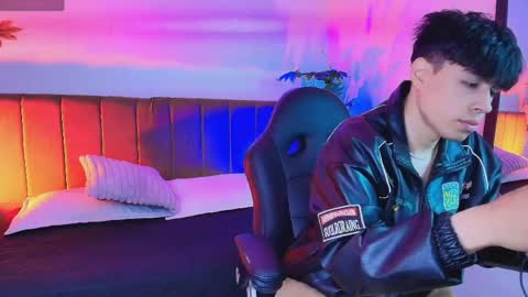 andreew_style_ online show from 04-21-26, 09:28