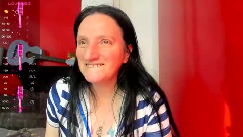 Snapshot of andrefoxx_ chatting on 09-15-25, 03:50 andre online show from 09-15-25, 03:50