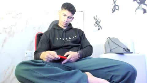 andres_stud online show from 10-05-25, 04:11
