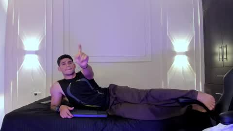 Snapshot of andres_stud chatting on 06-05-26, 04:41 andres_stud online show from 06-05-26, 04:41