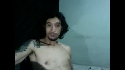 Snapshot of andresdelews chatting on 02-03-25, 04:14 Delews online show from 02-03-25, 04:14