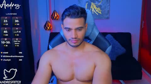 Snapshot of andresfiit chatting on 12-08-24, 11:35 Andres online show from 12-08-24, 11:35