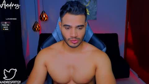 Snapshot of andresfiit chatting on 12-26-24, 10:59 Andres online show from 12-26-24, 10:59