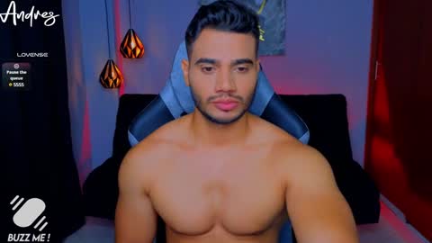 Snapshot of andresfiit chatting on 12-27-24, 10:45 Andres online show from 12-27-24, 10:45