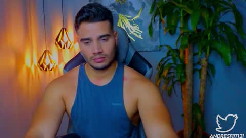 Snapshot of andresfiit chatting on 10-05-25, 11:24 Andres online show from 10-05-25, 11:24
