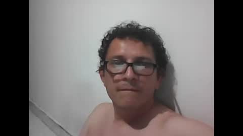 andresfloga online show from 10-05-25, 10:40