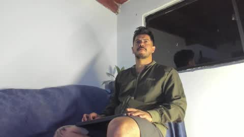 Snapshot of andressmith__ chatting on 03-16-26, 08:18 Andres online show from 03-16-26, 08:18