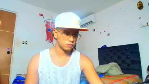andreswhite_shotoflust online show from 06-10-26, 02:01