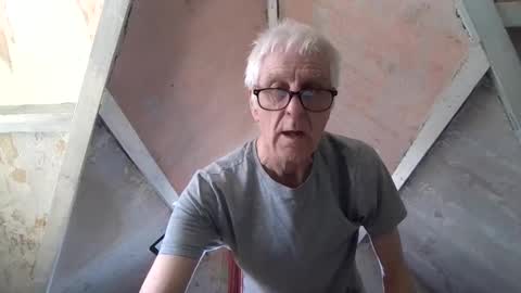 Andrew online show from 04-10-26, 12:10