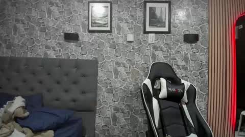 Snapshot of andrew_2811 chatting on 09-09-25, 07:41 andrew_2811 online show from 09-09-25, 07:41