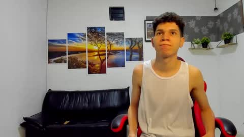 Snapshot of andrew_2811 chatting on 12-18-25, 07:14 andrew_2811 online show from 12-18-25, 07:14