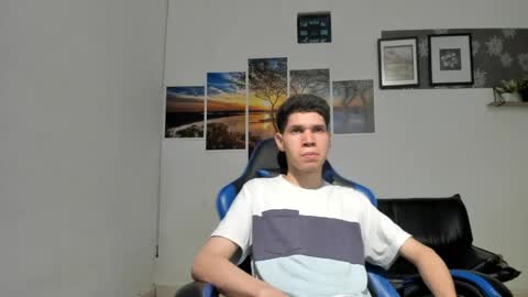 Snapshot of andrew_2811 chatting on 03-07-26, 07:38 andrew_2811 online show from 03-07-26, 07:38