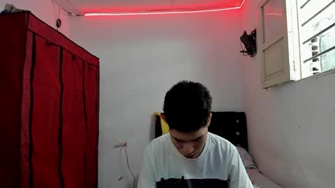 Snapshot of andrew_2811 chatting on 03-14-26, 07:08 andrew_2811 online show from 03-14-26, 07:08