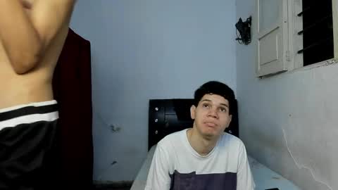 andrew_2811 online show from 05-16-26, 03:47