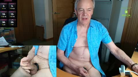 Snapshot of andrew_9999 chatting on 03-31-26, 11:16 Andrew online show from 03-31-26, 11:16