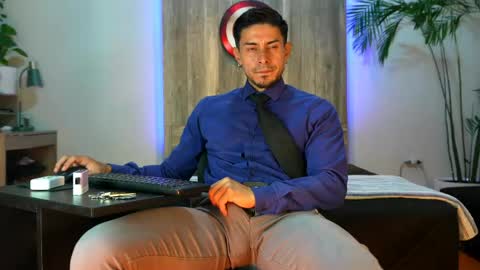 Andrew online show from 05-09-26, 05:23