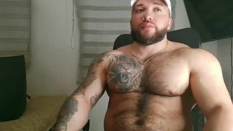 Snapshot of andrew_holden__ chatting on 07-16-26, 01:33 andrew_holden__ online show from 07-16-26, 01:33