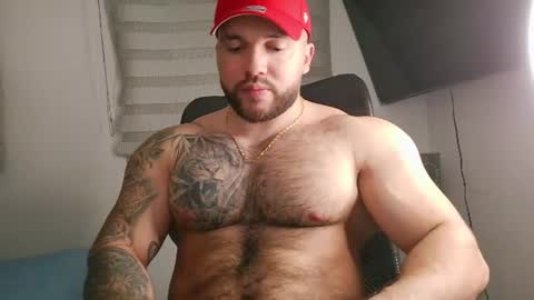 Snapshot of andrew_holden__ chatting on 08-06-26, 01:18 andrew_holden__ online show from 08-06-26, 01:18