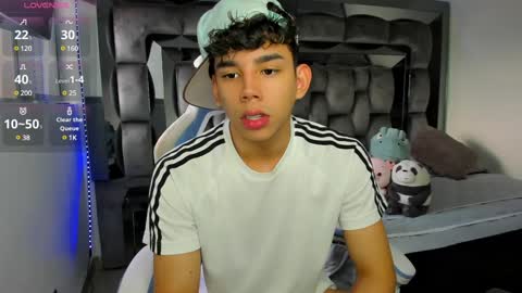 Snapshot of andrew_twink18 chatting on 12-02-24, 09:28 Andrew M. online show from 12-02-24, 09:28