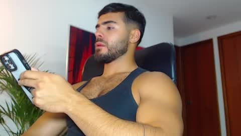 Snapshot of andrew_west_ chatting on 12-02-24, 11:07 ANDREW WEST online show from 12-02-24, 11:07