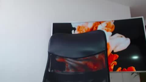 Snapshot of andrew_west_ chatting on 02-09-25, 02:40 ANDREW WEST online show from 02-09-25, 02:40