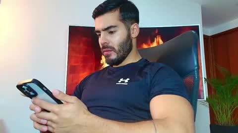 Snapshot of andrew_west_ chatting on 03-06-25, 11:47 ANDREW WEST online show from 03-06-25, 11:47