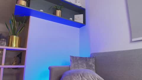 ANDREW WEST online show from 12-14-25, 02:39