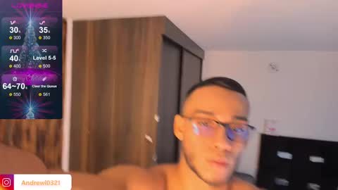 Snapshot of andrewl0321 chatting on 12-09-24, 01:29 Follow me in Fansly online show from 12-09-24, 01:29