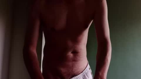 Snapshot of andrewmature chatting on 09-10-25, 12:38 andrewmature online show from 09-10-25, 12:38