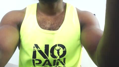 Snapshot of andrewoconnor__ chatting on 12-21-25, 02:02 Andrew Oconnor online show from 12-21-25, 02:02