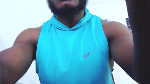 Snapshot of andrewoconnor__ chatting on 01-10-26, 01:24 Andrew Oconnor online show from 01-10-26, 01:24