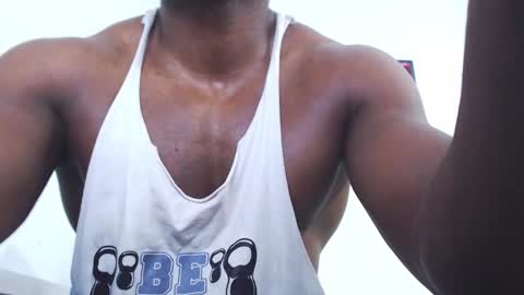 Snapshot of andrewoconnor__ chatting on 01-19-26, 01:04 Andrew Oconnor online show from 01-19-26, 01:04