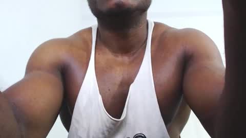 Snapshot of andrewoconnor__ chatting on 02-01-26, 01:31 Andrew Oconnor online show from 02-01-26, 01:31