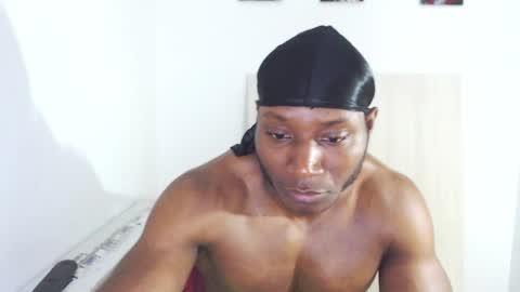 Snapshot of andrewoconnor__ chatting on 03-08-26, 01:59 Andrew Oconnor online show from 03-08-26, 01:59