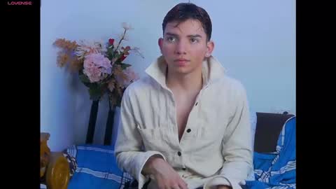 Snapshot of andrewortix chatting on 12-04-25, 04:33 AndreWortix online show from 12-04-25, 04:33