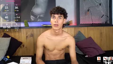 Snapshot of andrewortix chatting on 02-27-26, 04:45 AndreWortix online show from 02-27-26, 04:45