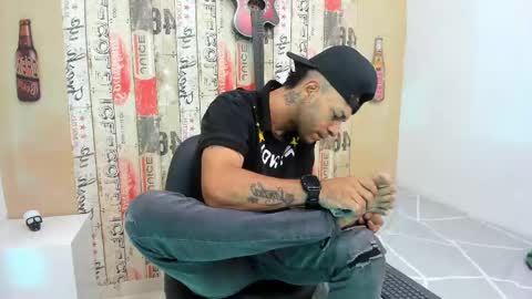   online show from 02-20-25, 01:03