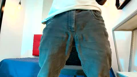   online show from 10-08-25, 08:39