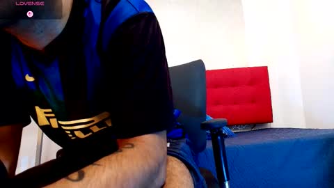   online show from 10-25-25, 10:15