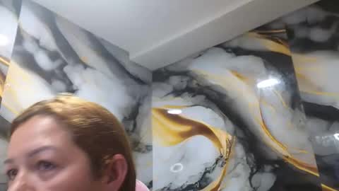 Snapshot of andry_will chatting on 01-14-26, 08:03 Andry online show from 01-14-26, 08:03