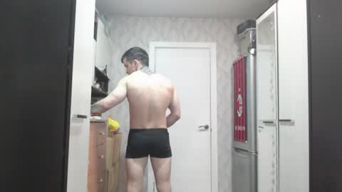 Snapshot of andy4life chatting on 07-25-26, 05:43 andy4life online show from 07-25-26, 05:43