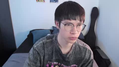 Snapshot of andy_bankai chatting on 02-05-26, 02:05 twx Andy twink3 online show from 02-05-26, 02:05