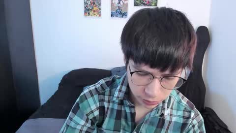 Snapshot of andy_bankai chatting on 02-08-26, 03:43 twx Andy twink3 online show from 02-08-26, 03:43