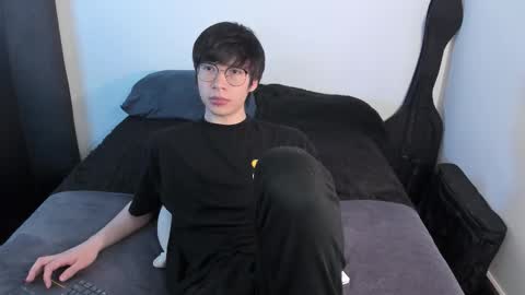 Snapshot of andy_bankai chatting on 03-26-26, 02:06 twx Andy twink3 online show from 03-26-26, 02:06