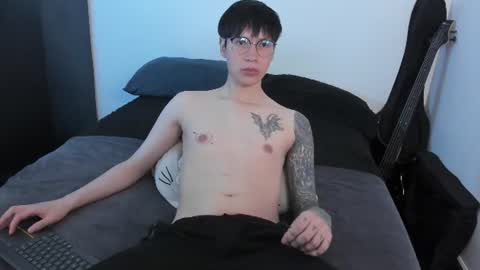 Snapshot of andy_bankai chatting on 06-20-26, 09:50 twx Andy twink3 online show from 06-20-26, 09:50