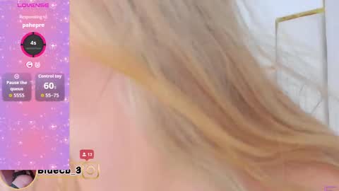 Andy bluee  online show from 09-26-25, 04:16