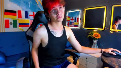 andy_collin5 online show from 07-03-26, 06:47
