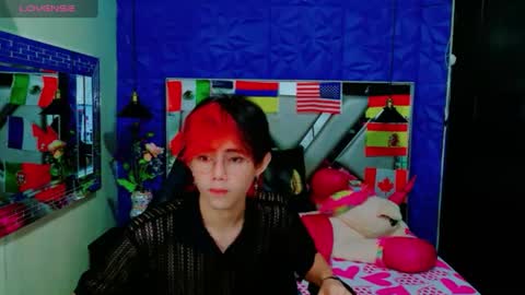 andy_collin5 online show from 07-04-26, 12:00