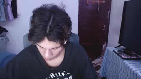 andy_dan1 online show from 06-03-26, 08:06